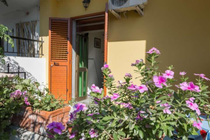 B&B Casa Cosmano Brancaleone Marina Bagian luar foto
