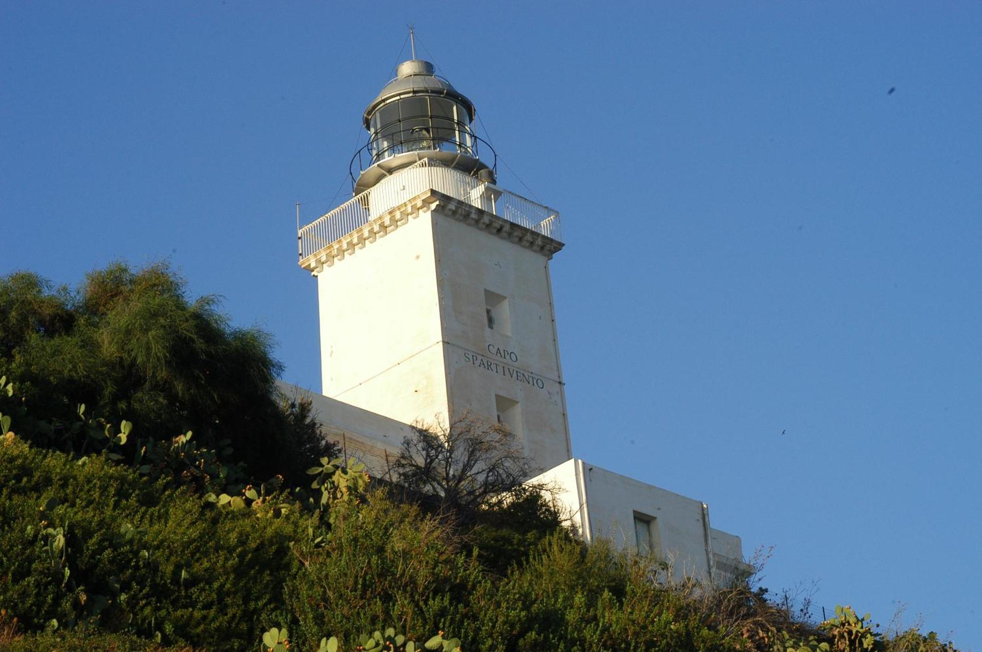B&B Casa Cosmano Brancaleone Marina Bagian luar foto